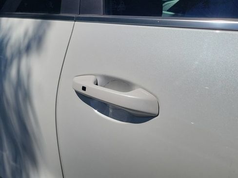 Used 2024 Kia Seltos S FWD image 5