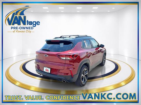 Used 2023 Chevrolet TrailBlazer RS w/ Sun and Liftgate Package AWD/4WD image 6