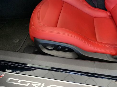 Used 2019 Chevrolet Corvette Stingray Coupe w/ 2LT Preferred Equipment Group image 4