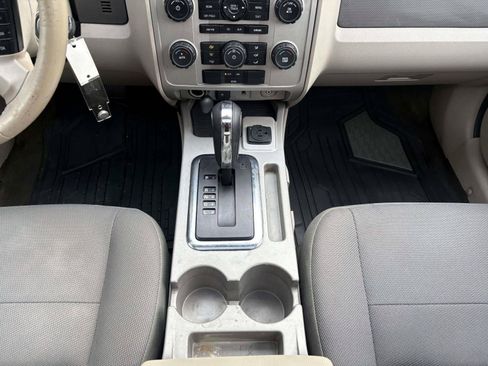 Used 2009 Ford Escape 2WD Hybrid image 18