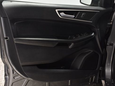 Used 2022 Ford Edge SEL image 9