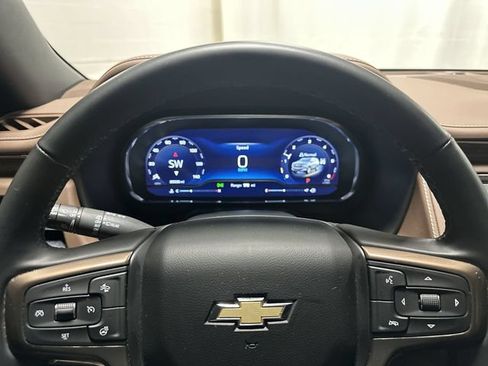 Used 2024 Chevrolet Tahoe High Country AWD/4WD image 10