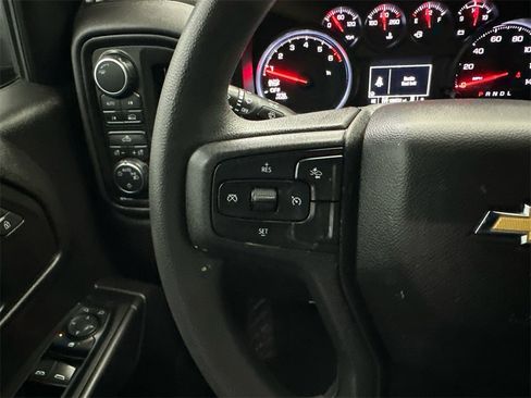 Used 2023 Chevrolet Silverado 1500 Custom image 25