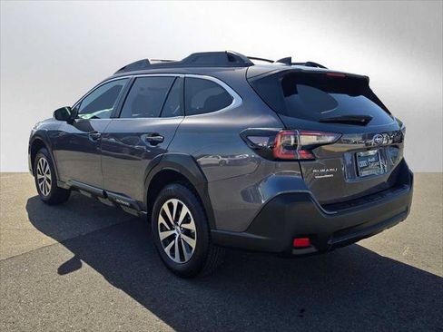 Used 2025 Subaru Outback Premium w/ Popular Package #1A AWD/4WD image 5