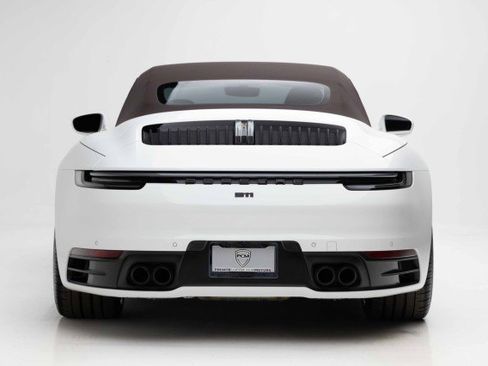 Used 2024 Porsche 911 Carrera image 23