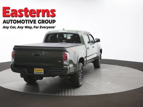 Used 2022 Toyota Tacoma TRD Sport AWD/4WD image 37