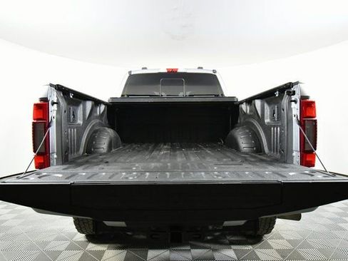 Used 2022 Ford F250 Platinum w/ FX4 Off-Road Package image 26