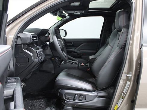 Certified 2025 Toyota Tacoma TRD Pro image 11