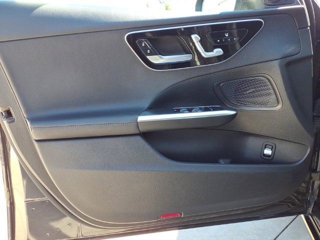 Used 2022 Mercedes-Benz C 300 Sedan image 12