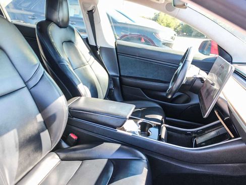 Used 2017 Tesla Model 3 Long Range image 13