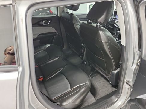 Used 2022 Jeep Compass Latitude image 19