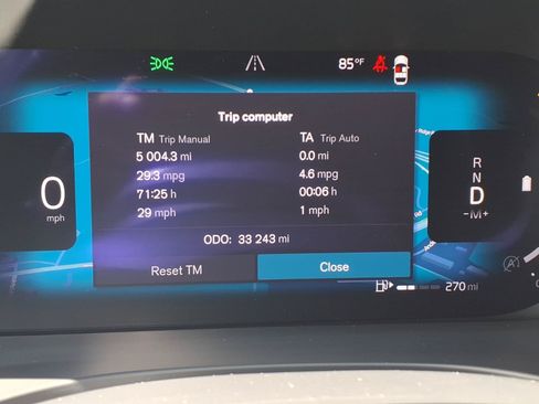 Used 2024 Volvo XC60 B5 Plus AWD/4WD image 32