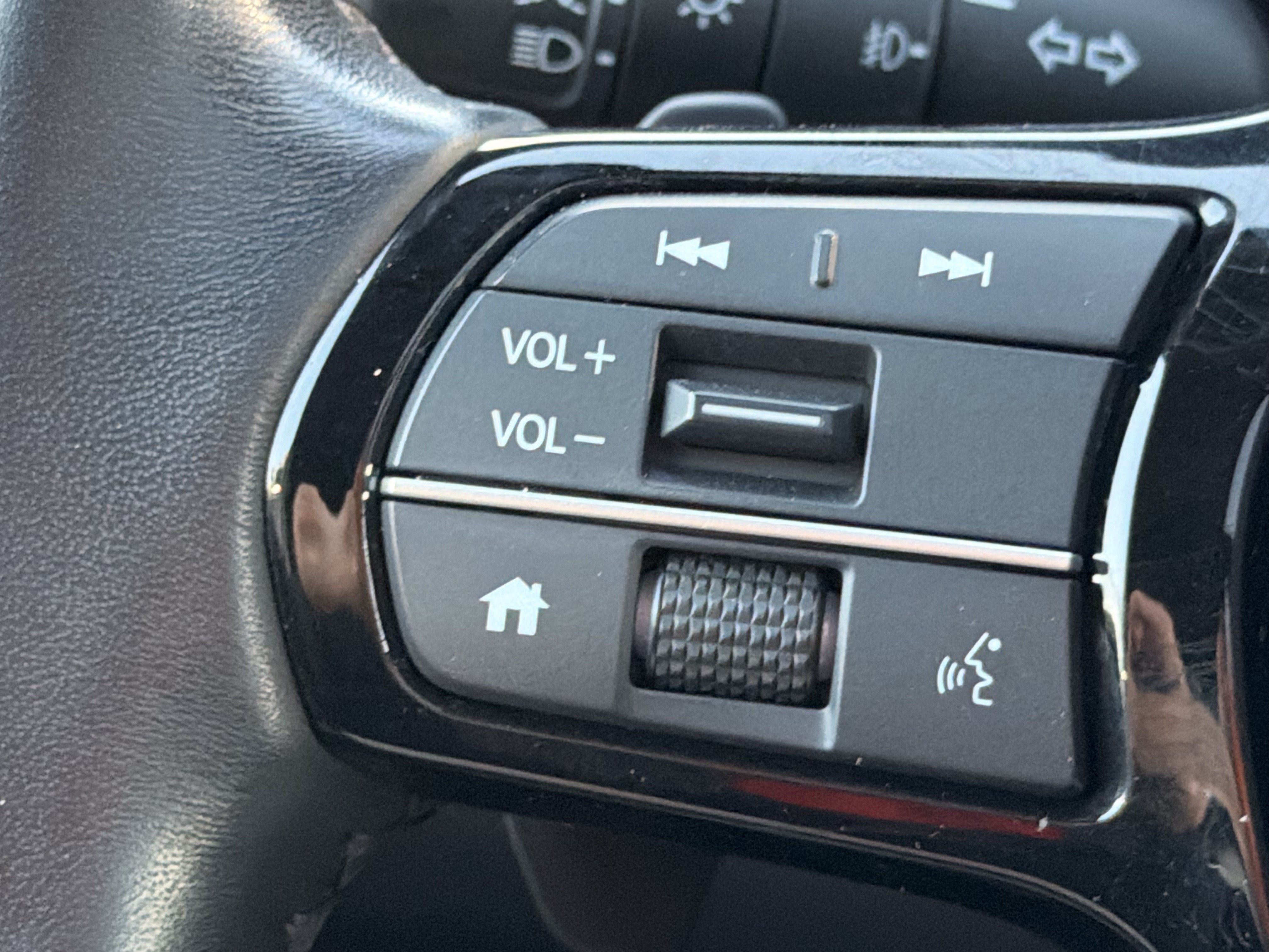 Used 2023 Honda Pilot Touring image 22