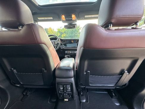 Used 2023 Dodge Durango R/T AWD/4WD image 22