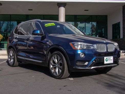 Used 2016 BMW X3 xDrive28i image 1