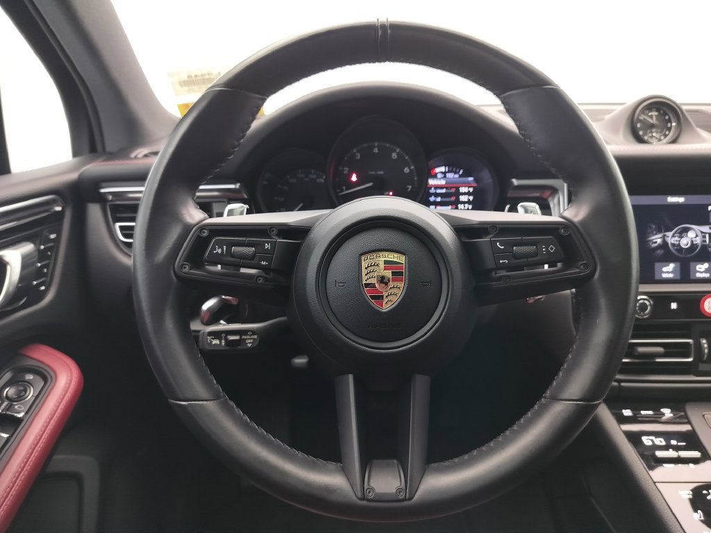 Certified 2024 Porsche Macan Turbo AWD/4WD image 9