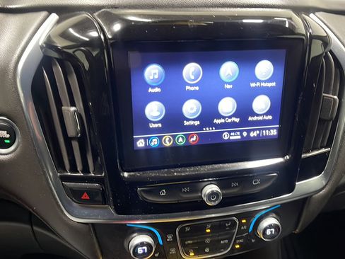 Used 2023 Chevrolet Traverse RS AWD/4WD image 8
