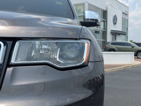 Used 2021 Jeep Grand Cherokee Limited AWD/4WD image 11