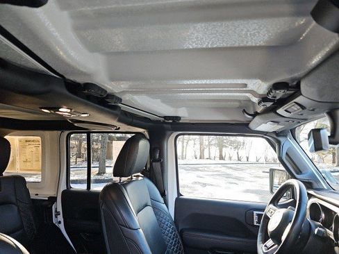 Used 2021 Jeep Wrangler Unlimited Sahara image 13