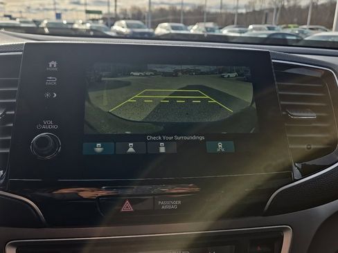 Used 2023 Honda Passport EX-L image 21