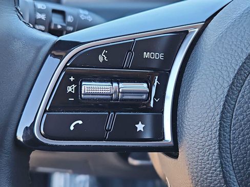 Used 2024 Kia Seltos EX image 23