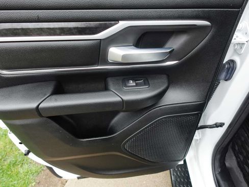 Used 2021 RAM 1500 Big Horn AWD/4WD image 25