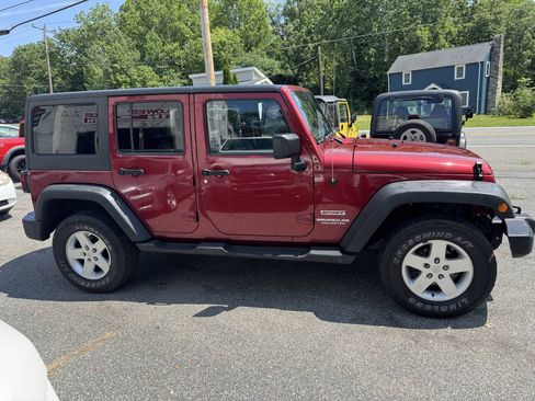 Used 2012 Jeep Wrangler Unlimited Sport AWD/4WD image 6