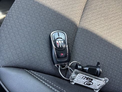 Used 2025 Buick Encore GX Preferred FWD image 22