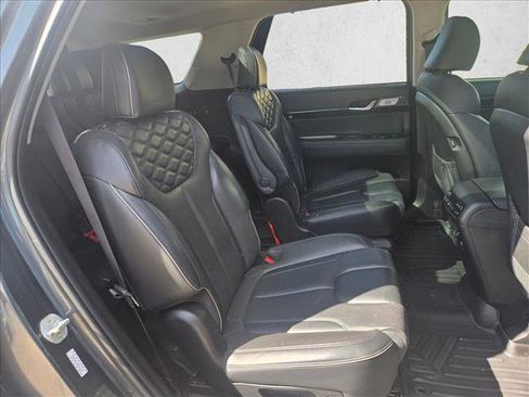 Used 2022 Hyundai Palisade Limited image 25
