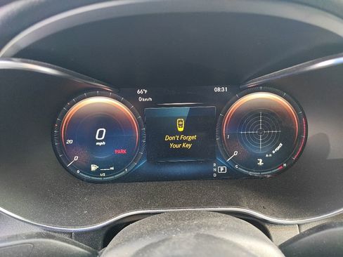 Used 2023 Mercedes-Benz GLC 300 4MATIC Coupe image 5