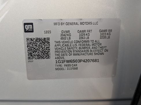 Used 2023 Chevrolet Bolt LT image 35