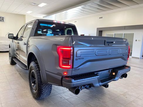 Used 2018 Ford F150 Raptor w/ Equipment Group 802A Luxury image 5