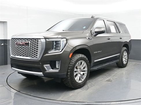 Used 2021 GMC Yukon Denali image 2