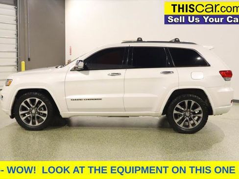 Used 2017 Jeep Grand Cherokee Overland image 4