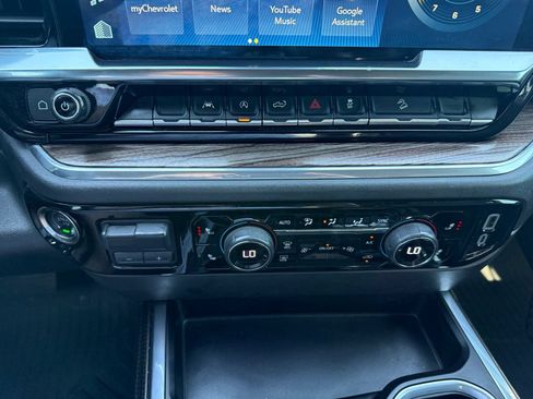 Used 2024 Chevrolet Silverado 1500 RST w/ Convenience Package II AWD/4WD image 28