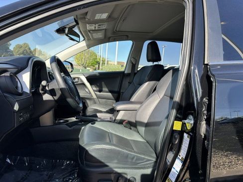 Used 2015 Toyota RAV4 Limited w/ Technology Package image 11