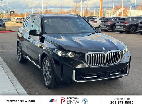 New 2026 BMW X5 xDrive50e image 9