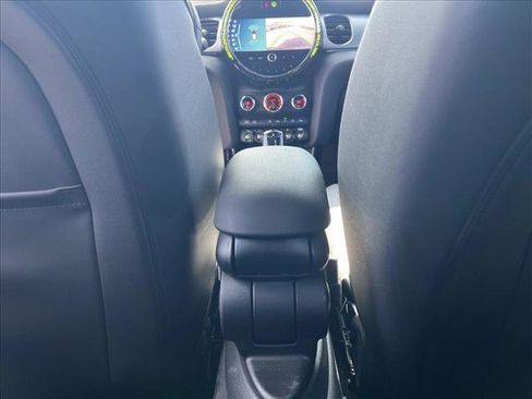 Used 2022 MINI Cooper S image 21