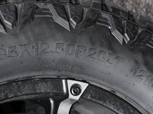 Used 2018 Chevrolet Silverado 1500 LT w/ All Star Edition image 48