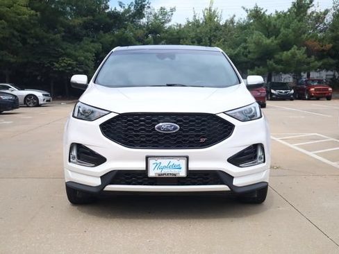 Used 2019 Ford Edge ST w/ Convenience Package AWD/4WD image 4