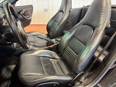 Used 2002 Porsche 911 Carrera 4 image 18