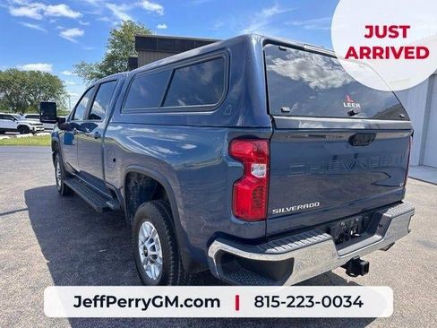 Used 2025 Chevrolet Silverado 2500 LT w/ Safety Package AWD/4WD image 4