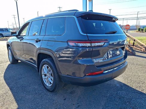 Used 2023 Jeep Grand Cherokee L Laredo image 4