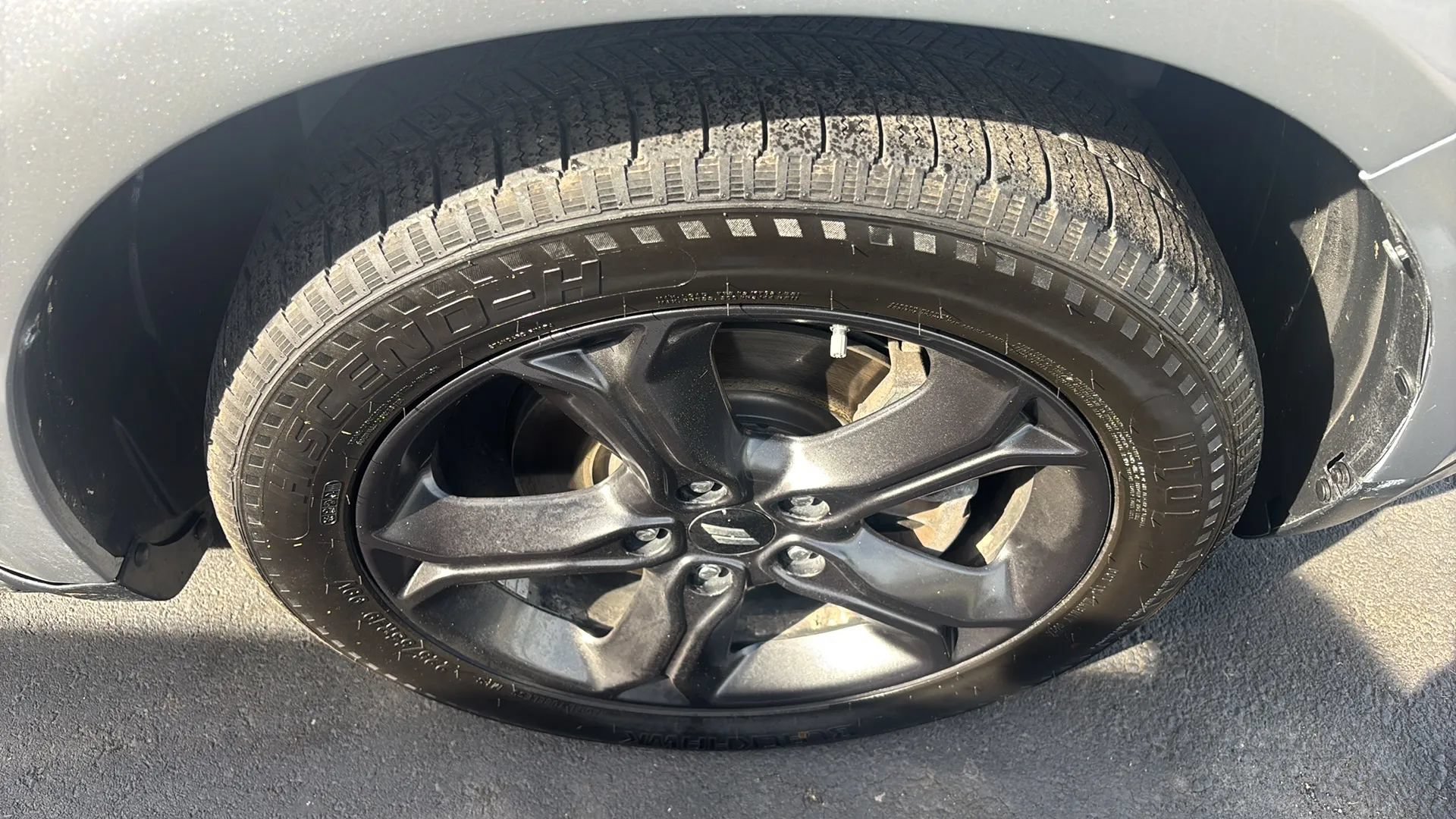 Used 2020 Dodge Journey Crossroad FWD image 37