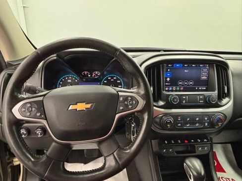 Used 2022 Chevrolet Colorado ZR2 AWD/4WD image 19