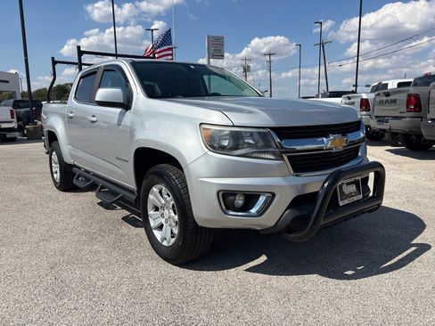 Used 2018 Chevrolet Colorado LT w/ LT Convenience Package RWD image 7
