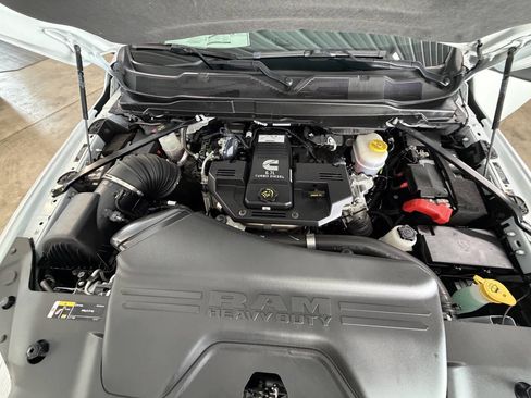 Used 2024 RAM 2500 Big Horn w/ Night Edition image 12