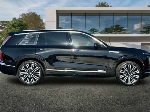 New 2026 Cadillac Vistiq Premium Luxury w/ LPO, Floor Liner Package image 3