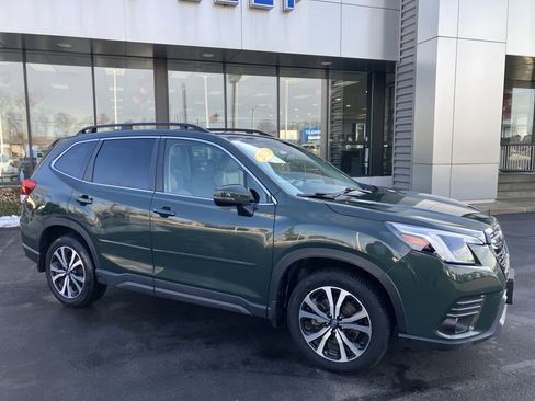 Used 2023 Subaru Forester Limited image 8