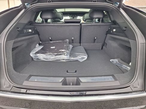 New 2026 Cadillac Lyriq Premium Luxury RWD image 27
